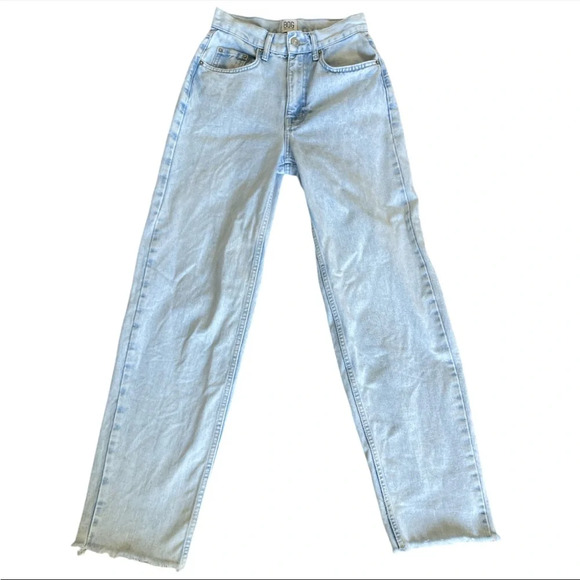 BDG Urban Outfitters High Waisted Baggy Bleached Light Wash Denim Jeans Size 25 - Picture 1 of 3